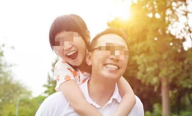 女儿|最伤女儿的“3句话”,容易给孩子留下阴影,父母别天天挂嘴边