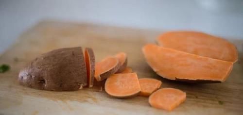 红薯不是随便吃的,这样吃反而很伤身赶紧告诉家里人