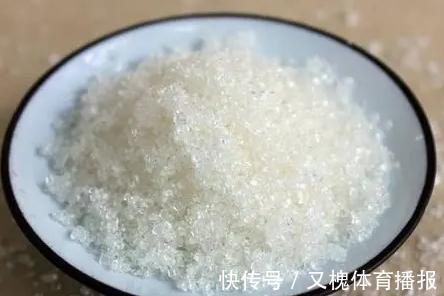 白砂糖|懂行人买白糖，别光看价格，认准糖袋“3行字”，挑到优质好白糖