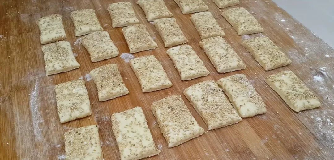 不用|2个鸡蛋,1碗面,不用蒸不用烙,比面包松软香甜,吃过就念念不忘