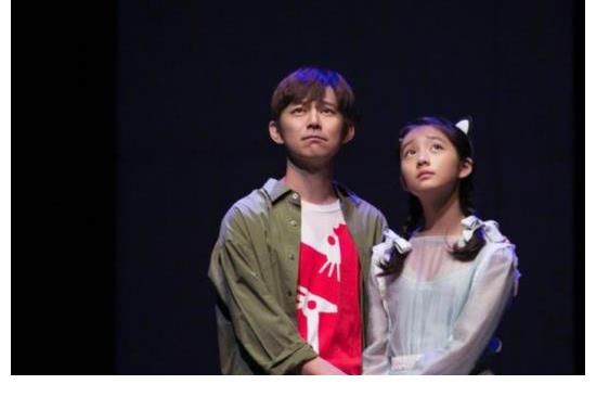 小石頭|《爸爸去哪兒》萌娃現(xiàn)狀：小石頭變參天大石，費(fèi)曼因激素發(fā)胖