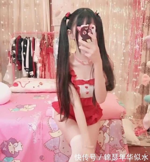 萝莉风|有种身高叫蔡萝莉玩木马,看到工作人员的态度后,真当小孩子了!