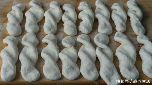 这才是山药最好吃的做法,比大鱼大肉都香,外酥里糯,百吃不厌