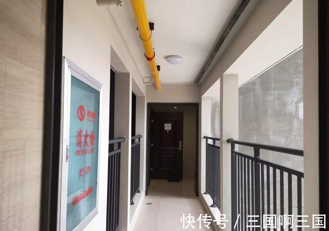 中户|连廊户型能不能买?别一棒子打死,还得看是中户还是边户!