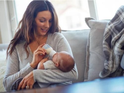 父母|孩子跟父母是否亲近,与“亲子依赖期”有关,家长注意把握住机会