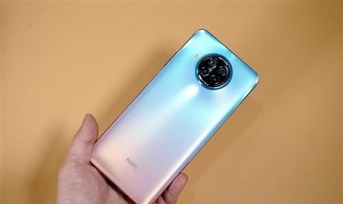 开箱|新一代1亿像素！Redmi Note 9 Pro湖光秋色开箱图赏