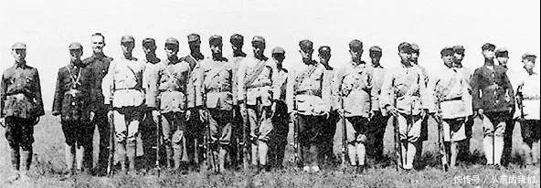 强渡|熊尚林：强渡大渡河十七勇士之一，结果倒在了自己战友的枪口之下