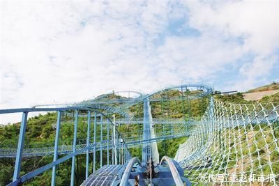 旅游区|在路上｜敬业四大旅游区·黄金寨景区 悬壁火车虎不敢 百态步游黄金寨