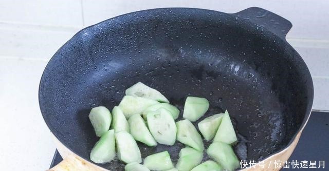 身體|這肉比魚鮮美,比肉便宜,常吃身體好,很多人都忽略了!