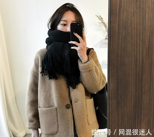 短款|小个子女人别乱穿,“短款外套+萝卜裤”显高其实很容易