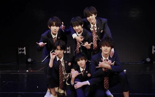 少年团|活久见！时代少年团被曝加盟《创4》，TF家族初期2代练习生重逢