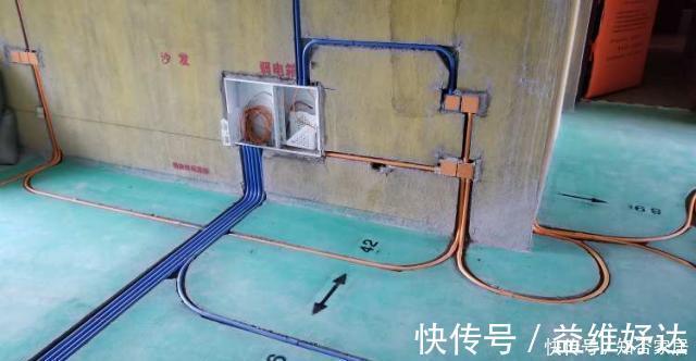 水电|厨房下水太慢,拆开橱柜一看,师傅都“懵”了