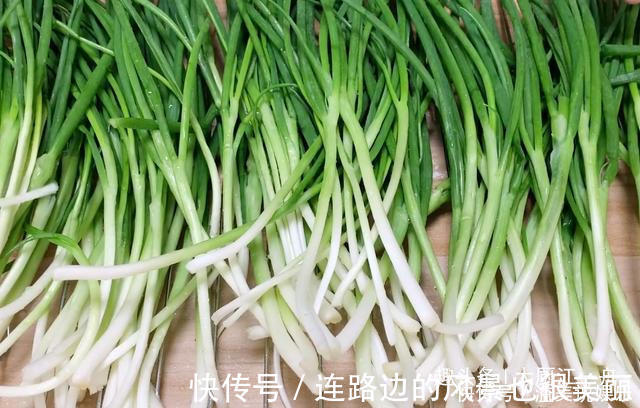 菜农|香葱买多了该如何保存菜农教你这一招,放半年香葱都不坏