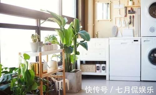 地板|阳台铺瓷砖早已不吃香了,这4种地面装修不要太惊艳!