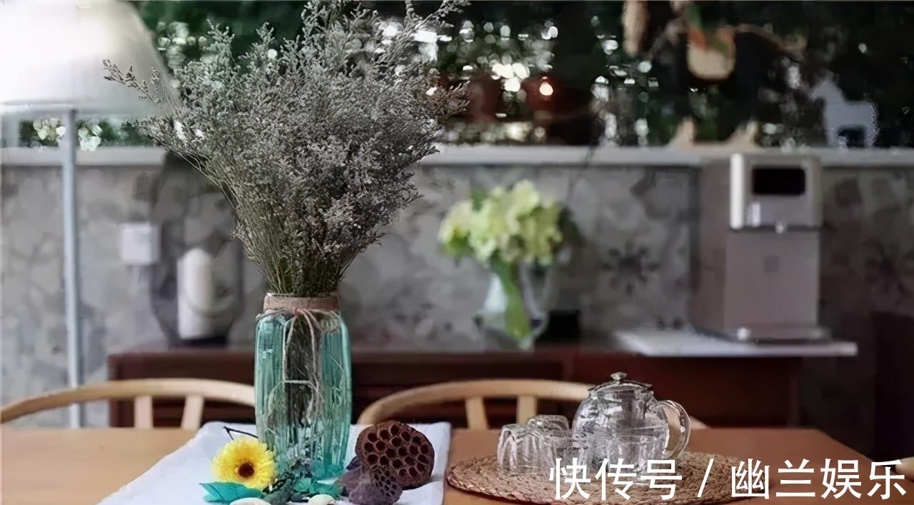 花园|买80㎡顶楼被同事嘲笑,看到我家大阳台改花园餐厅,羡慕得不得了