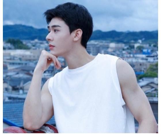 李雪琴|曝《蒙面唱将6》阵容,2位老人回归,郭麒麟、龚俊等8人加盟