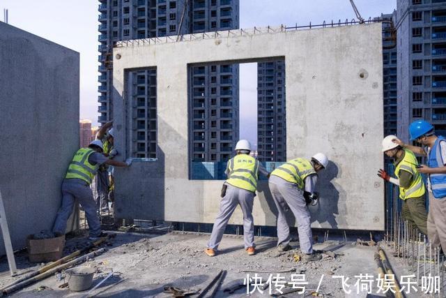 开裂|农村打地坪,水泥里为何放竹子不加钢筋?不烂吗?老师傅说很常见