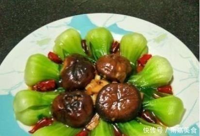 总是吃不腻的几道家常菜,荤素搭配营养又美味,一上桌都抢着吃