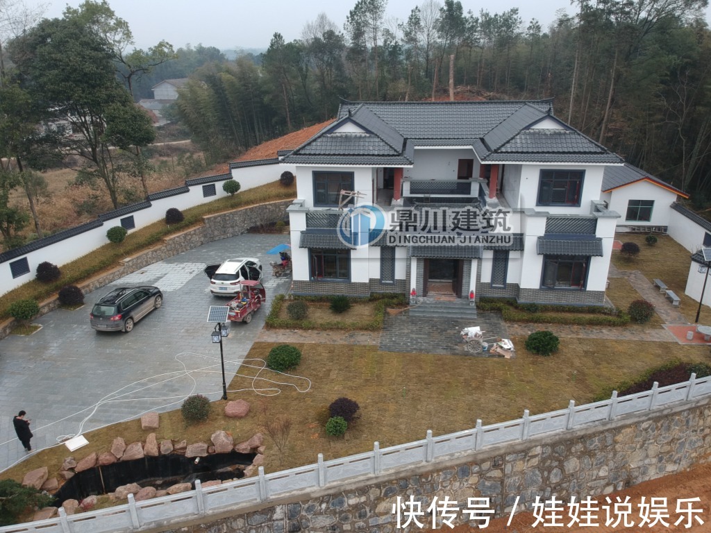 钢筋|他花70万在乡下建四合院,庭院曲径幽深,堪比王府豪宅!