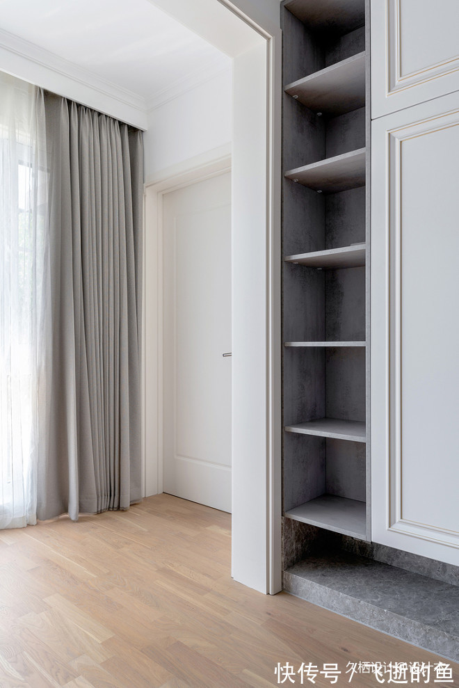 隔断|少见100㎡三居改两居，大胆配色尽显高级