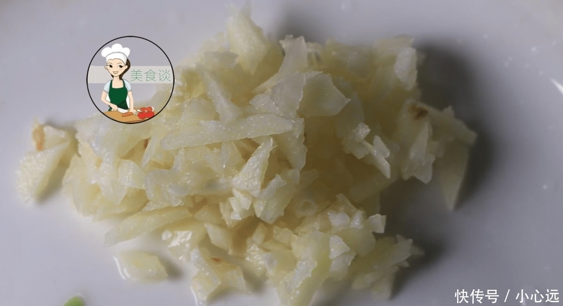 焯水|此菜隔几天必吃一次,10多元一斤,既清口又消暑,给肠胃大扫除