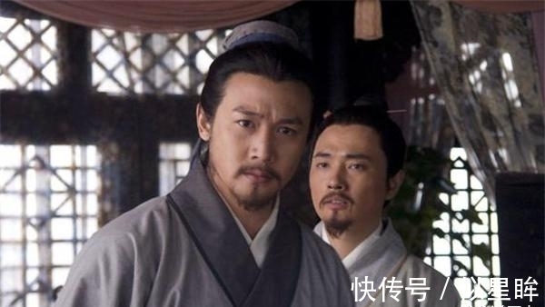 小和尚!苏轼进寺庙大喊一声“秃驴何在”,小和尚回答4个字,成千古绝对