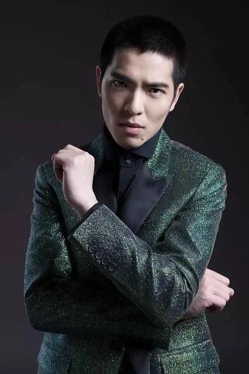 一下雨，他的工作室就好忙啊！