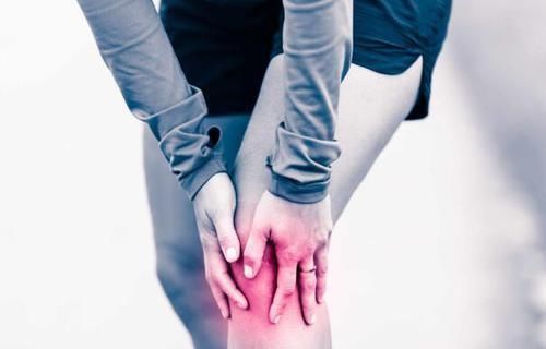 肌肉痉挛|走路时,腿突然发软甚至跌倒,是什么情况?这5个因素,别大意