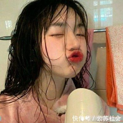 学生党经常对“嘴唇”做3件事,会越变越美,00后请自测