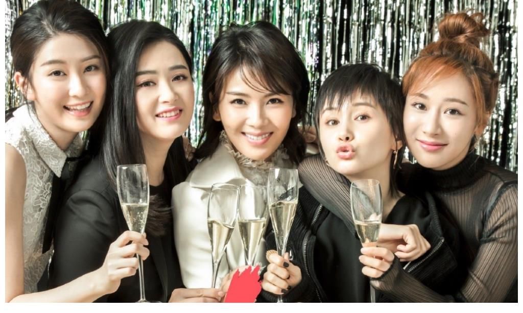 宋亚轩|邱莹莹x樊胜美同框！杨紫蒋欣同框录节目，“爷青回”场面好经典