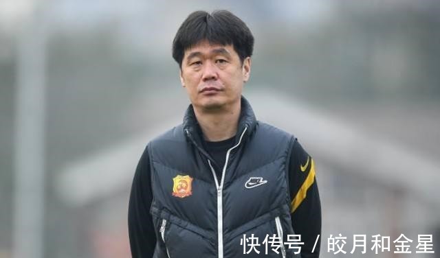 王刚|大快人心,李霄鹏下狠手,留在国足2年的关系户被清洗,李铁没辙