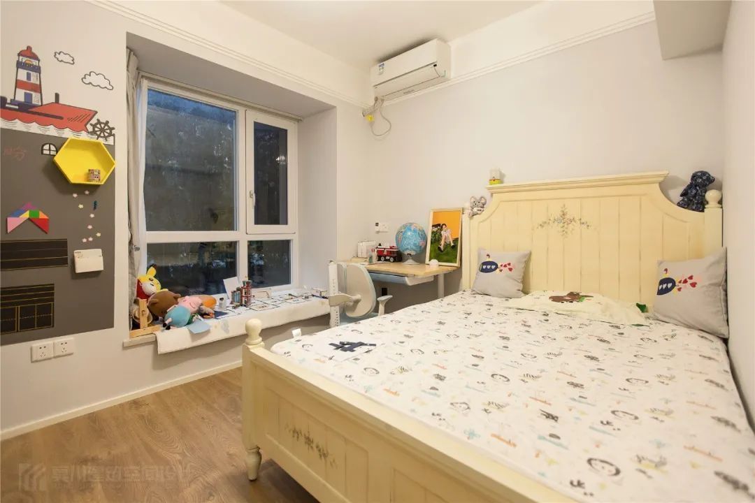 文艺|135㎡现代简约，温馨舒适的空间，加上草绿色的点缀，文艺舒适