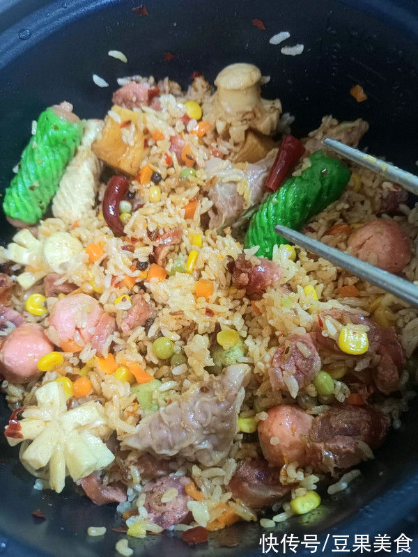 什锦蔬菜粒|老少皆宜的火锅底料闷饭，香软咸鲜，味美可口