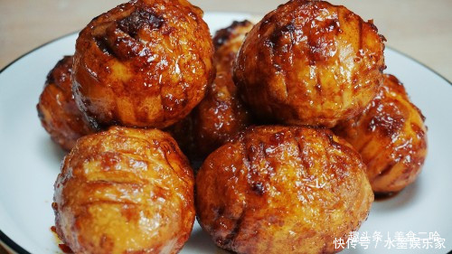 大鱼大肉|水煮蛋不要直接吃了,多花5毛钱,过年做成下酒菜,好吃有面子