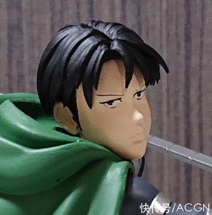 联动|巨人联动手办疑似翻车,兵长脸肿得像被蜜蜂蛰了一样