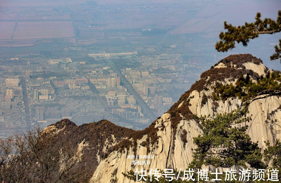 东峰|2800米高空航拍华山，天下第一险的西岳，在高空真的像朵花