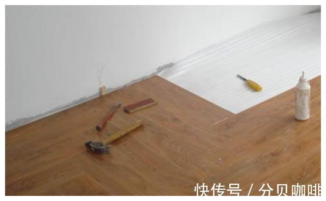 地板|地板千万别这么铺，损耗太多，人工费还高，最后只会得不偿失