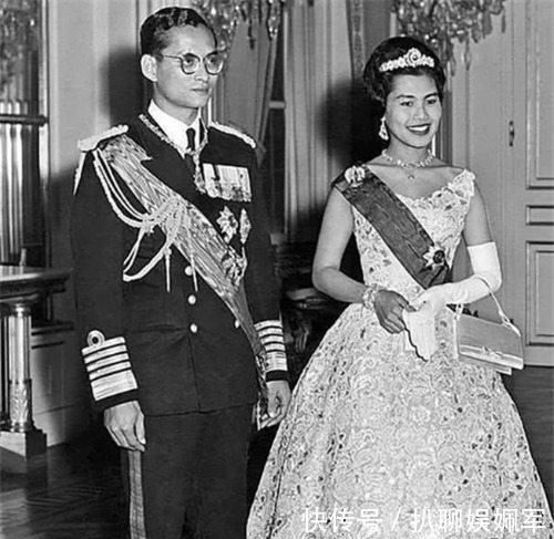 诗丽吉&泰国诗丽吉太后有多美?堪比绝代佳人,活成了人人羡慕的模样