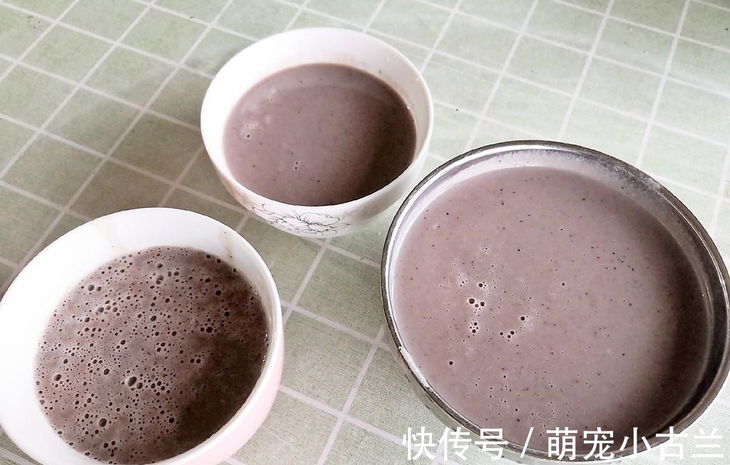 醇厚|早晨别再喝鲜牛奶了!在家自制热乎乎的五谷豆浆,香浓醇厚还省钱