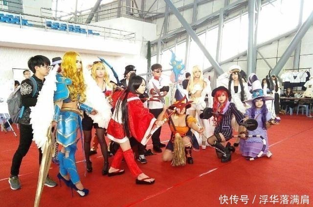 小姐姐|新人第一次出cos,都容易出哪些糗事西服金木真尴尬!