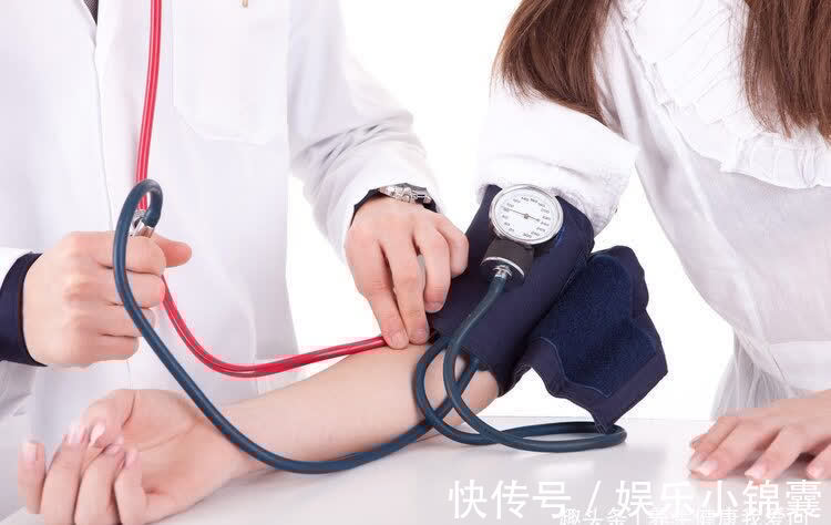 血管狭窄|电子血压计测量血压，是左手还是右手？这些测量小窍门要知道