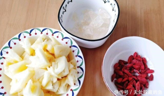 春天，吃苹果不如吃它，简单煮一煮，营养极高，早知早受益