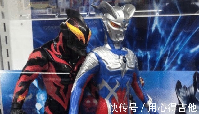 贝利亚|日本特摄区的商品和国内差别有多大看到奥特曼和骑士的做工,网友瞬间眼红