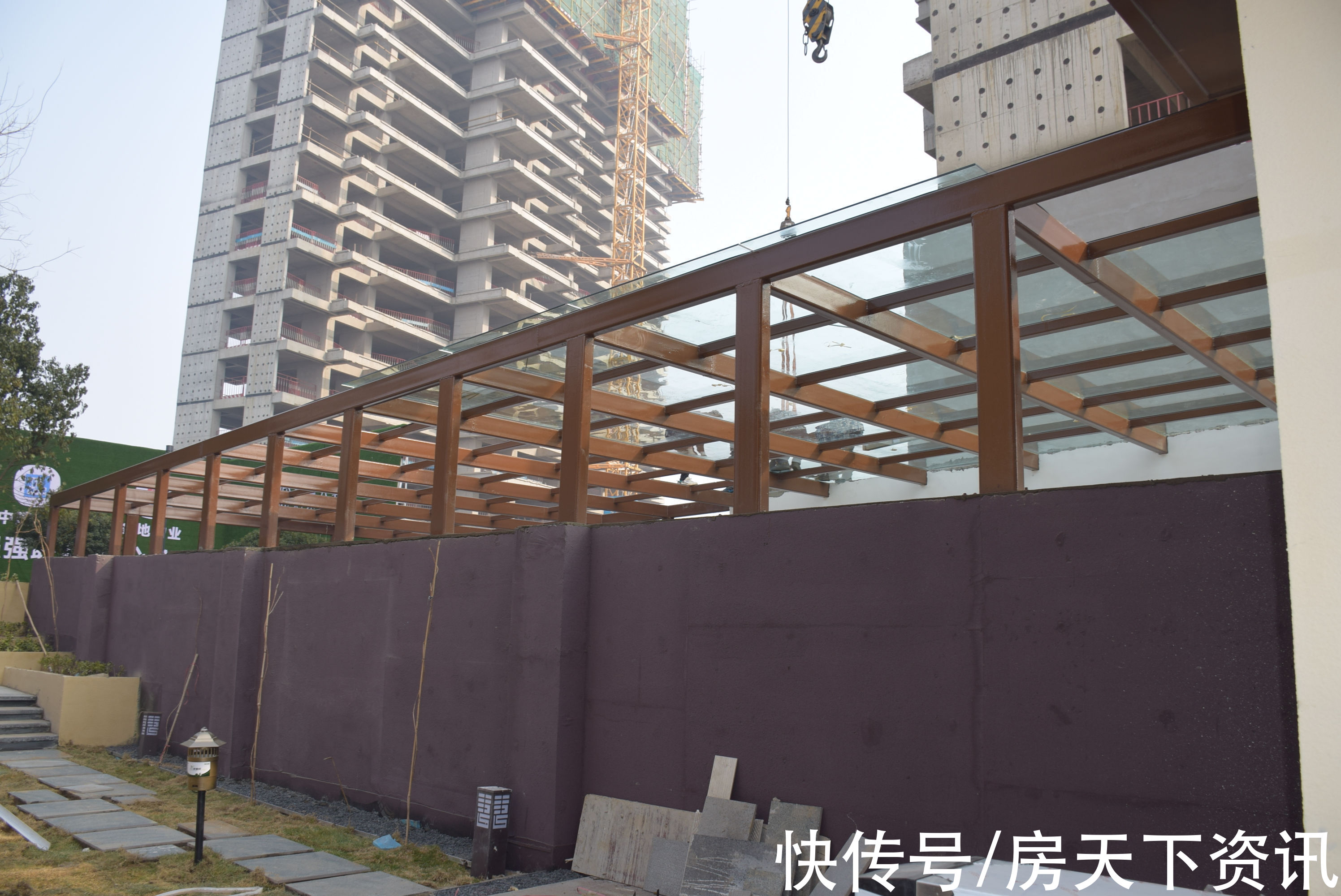 主体|益宏·澴公元1月工程进度：1#、2#已封顶，3#楼主体结构搭建中，园林示范区即将开放