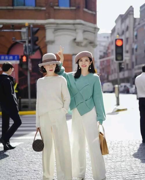 50岁后该如何定位穿搭?三木妈妈精致而有女人味的搭配成了教科书