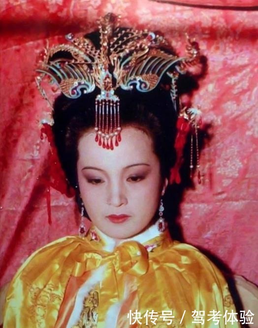 贾府的衰败与元妃的死关系很大,那么贾元春到底是怎么死的