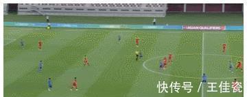 李霄鹏|同样五后卫却是不同的李家军?国足世预赛赢不了日本,但要赢越南