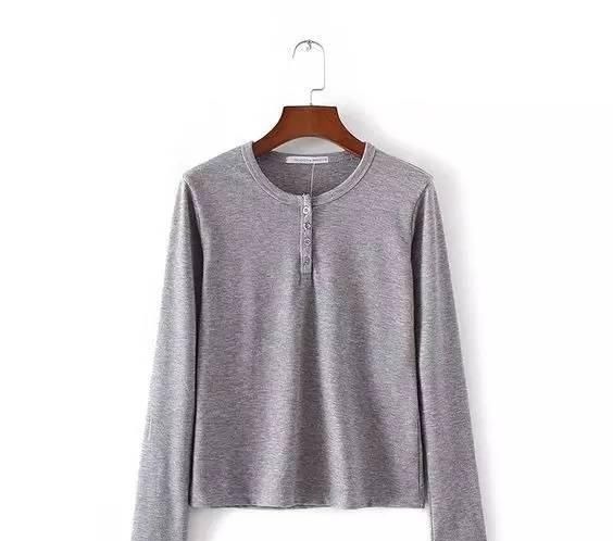 旧衣服千万别扔,聪明女人用它套被子,既省空间又省事!