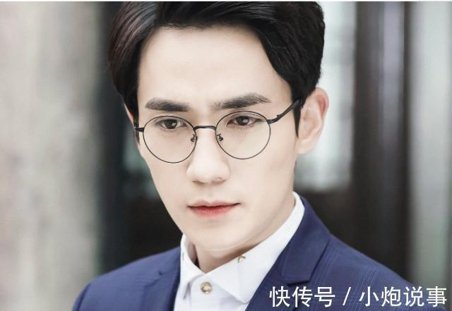 火儿|古宠文洞房之夜,他怀中一抱,啃了满嘴毛该死的,立刻变回来