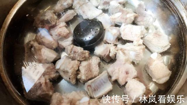 大河君|8毛钱1斤，每次我都是买10斤，每天吃几个，一个冬天不咳嗽！